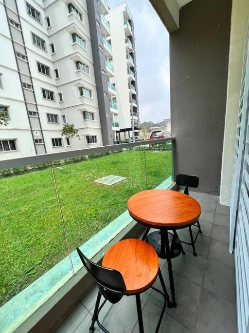Lily King Apartment *